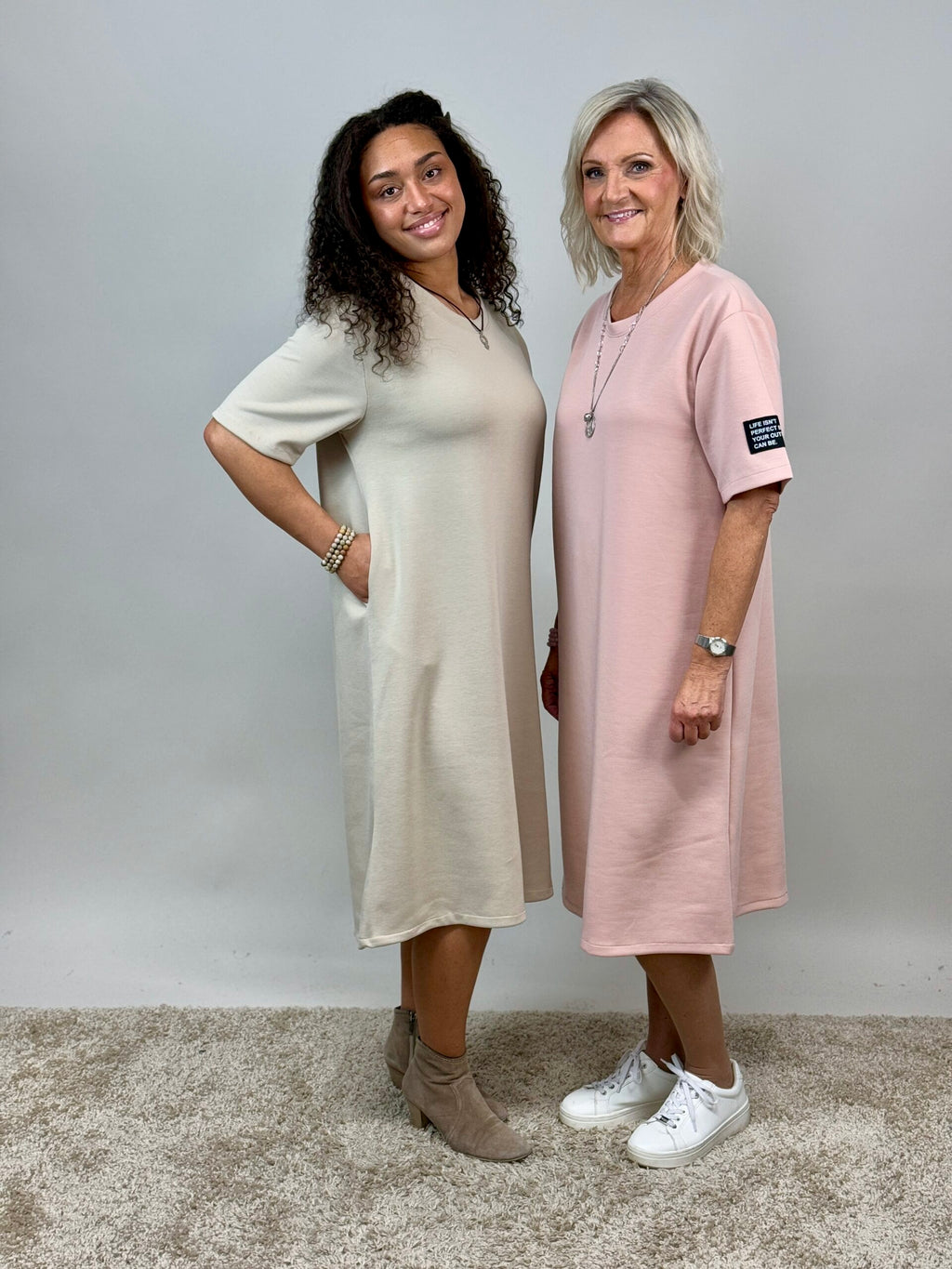 Embla mekko beige Mix by Heart
