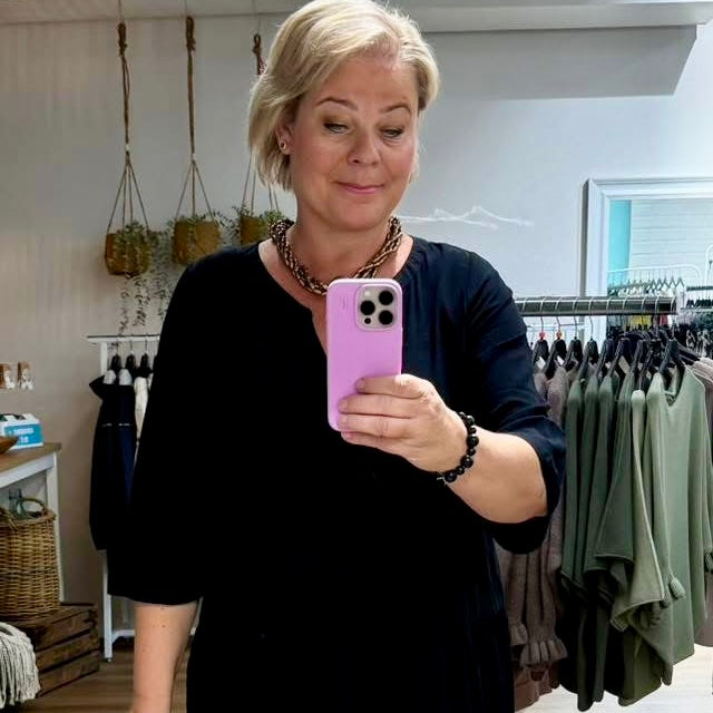 Mekko musta